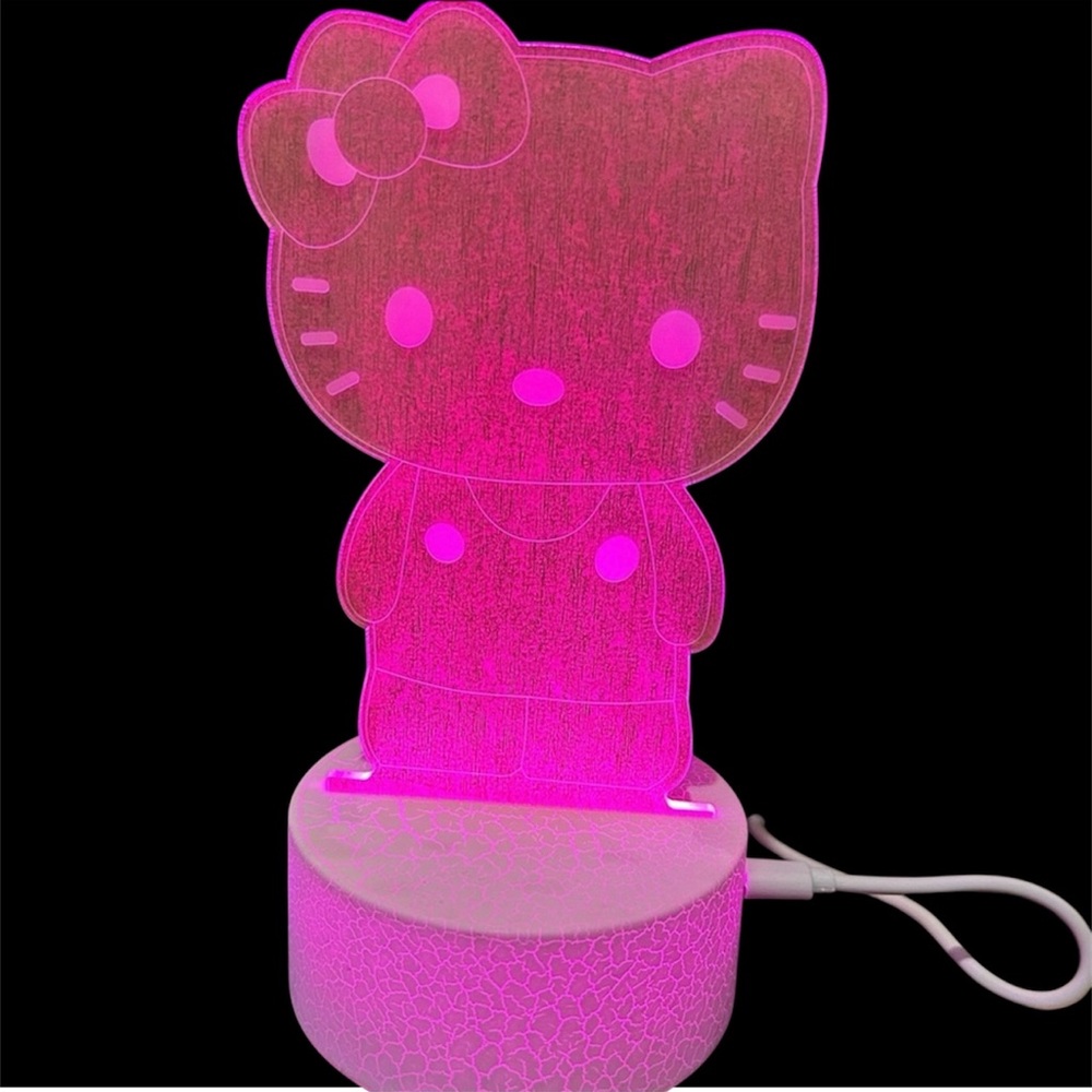 New in Box 3-D Colorful Multicolored Hello Kitty USB Light Decor